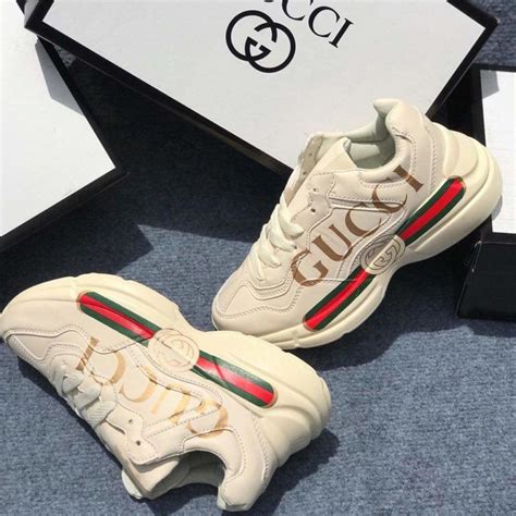 gucci nữ.